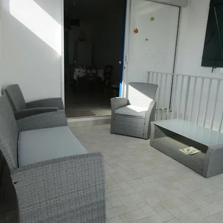 Maison Calme Proche Centre-ville, 3 Chambres, Jardin, 1,2 Km De La - - Fr-1-224-338