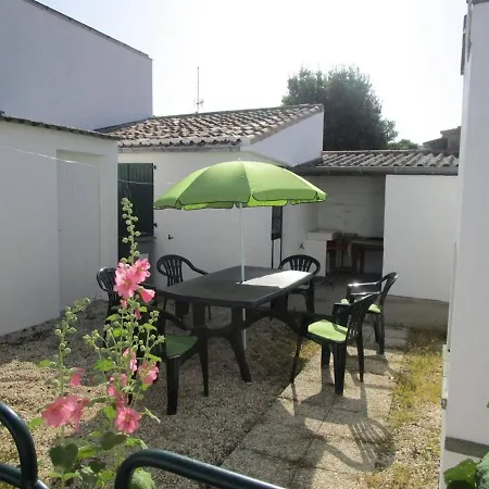 Feriehus Maison Calme Proche Centre-ville, 3 Chambres, Jardin, 1,2 Km De La - - Fr-1-224-338 *