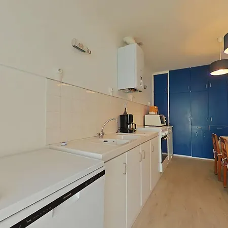 Maison Calme Proche Centre-ville, 3 Chambres, Jardin, 1,2 Km De La - - Fr-1-224-338